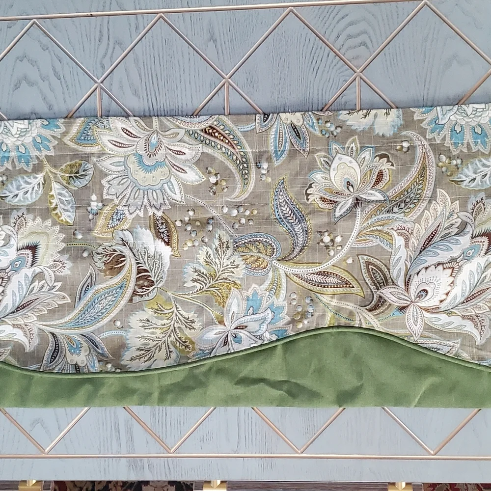 Floral Patterned Valance with Green Trim. 52